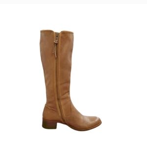 Timberland tall natural tan boots 7'5